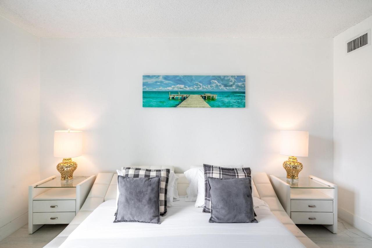 Luxury Miami Condos Майами-Бич Экстерьер фото